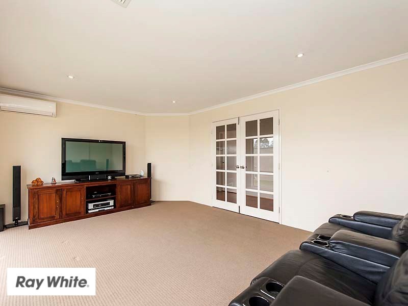 3 Musselbrook Trail, Ellenbrook WA 6069