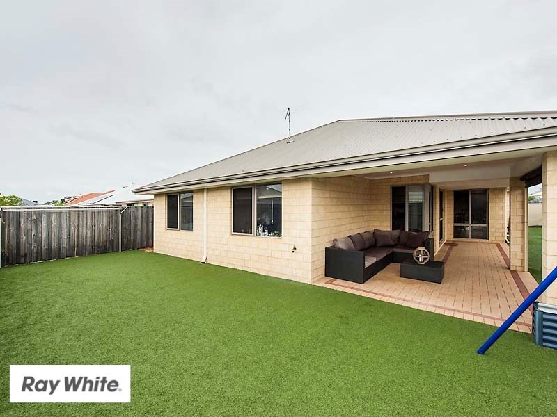 3 Musselbrook Trail, Ellenbrook WA 6069