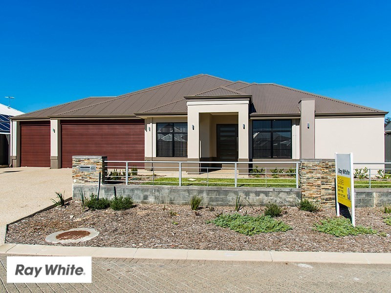 44 Portmarnock Drive, The Vines WA 6069