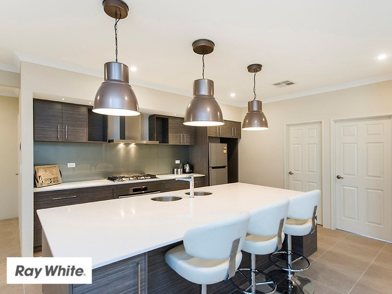 44 Portmarnock Drive, The Vines WA 6069