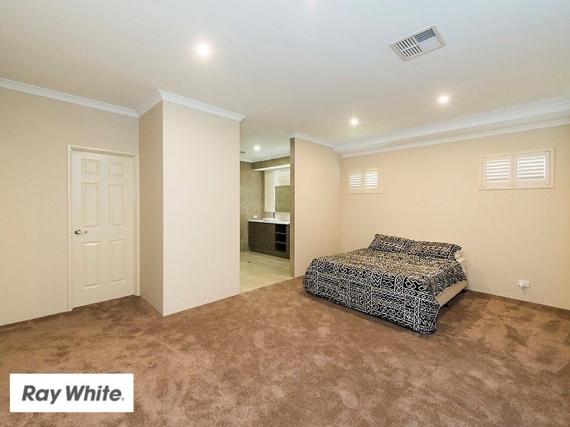 44 Portmarnock Drive, The Vines WA 6069