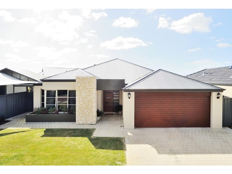 12 Cordovan Pkwy, Aveley WA 6069