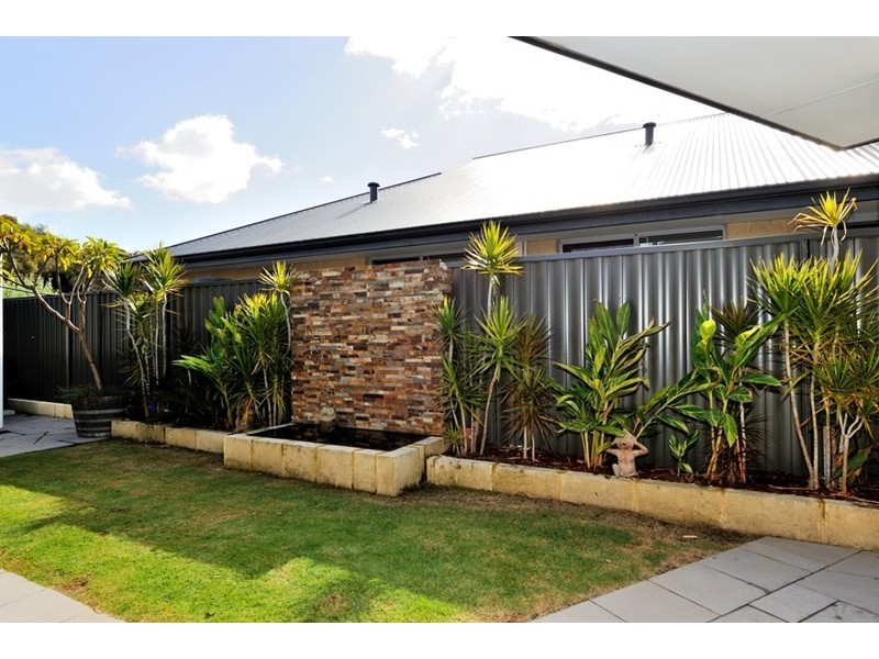 12 Cordovan Pkwy, Aveley WA 6069