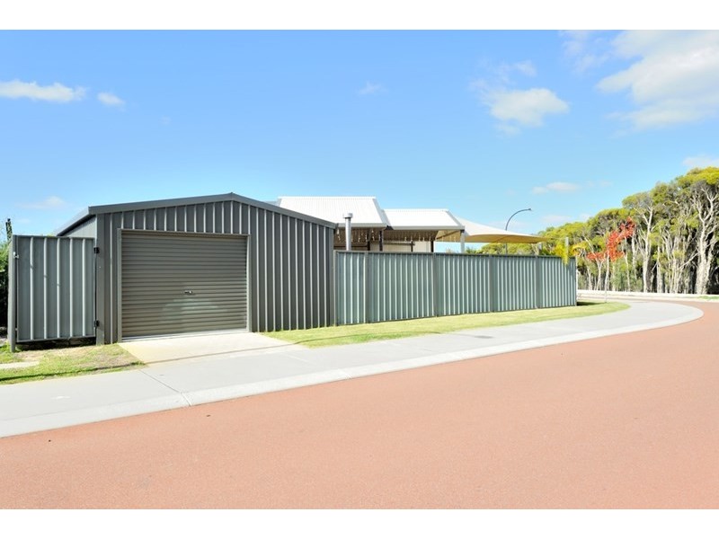 12 Cordovan Pkwy, Aveley WA 6069