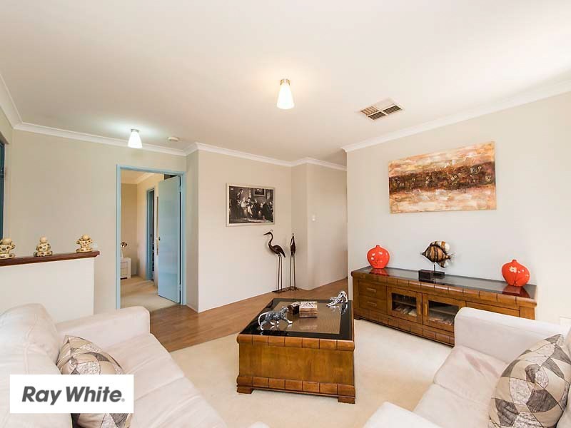 15 Rocklea Crescent, Ellenbrook WA 6069