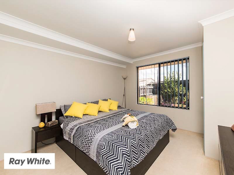 15 Rocklea Crescent, Ellenbrook WA 6069