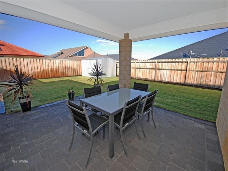 62 Birkett Circle, Ellenbrook WA 6069