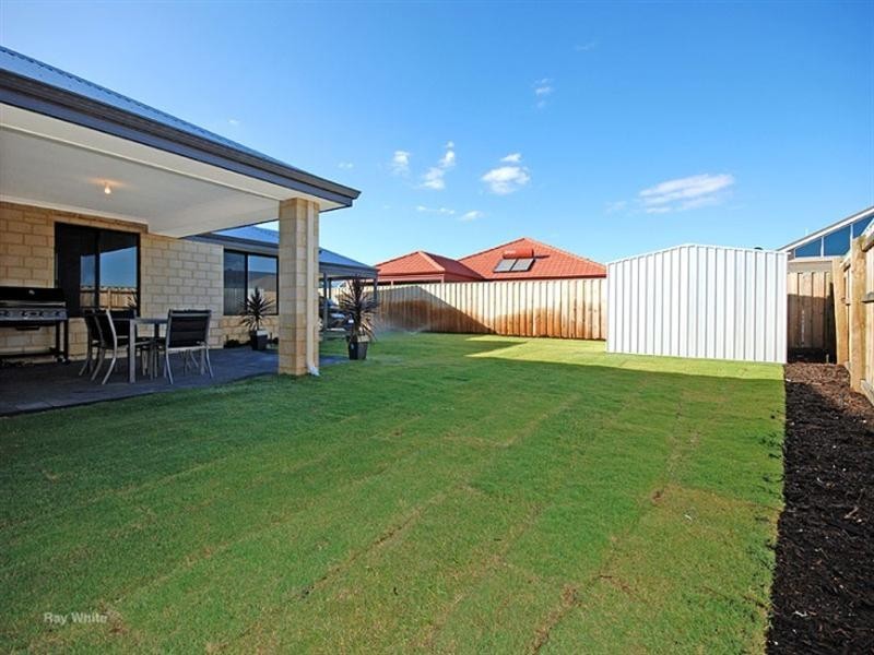 62 Birkett Circle, Ellenbrook WA 6069