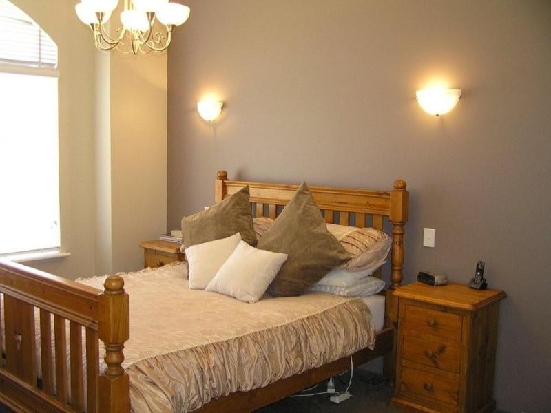 8 Kildare Lane, The Vines WA 6069