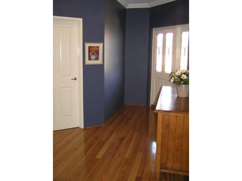 8 Kildare Lane, The Vines WA 6069