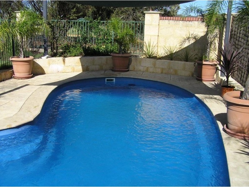 8 Kildare Lane, The Vines WA 6069