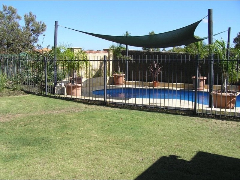 8 Kildare Lane, The Vines WA 6069