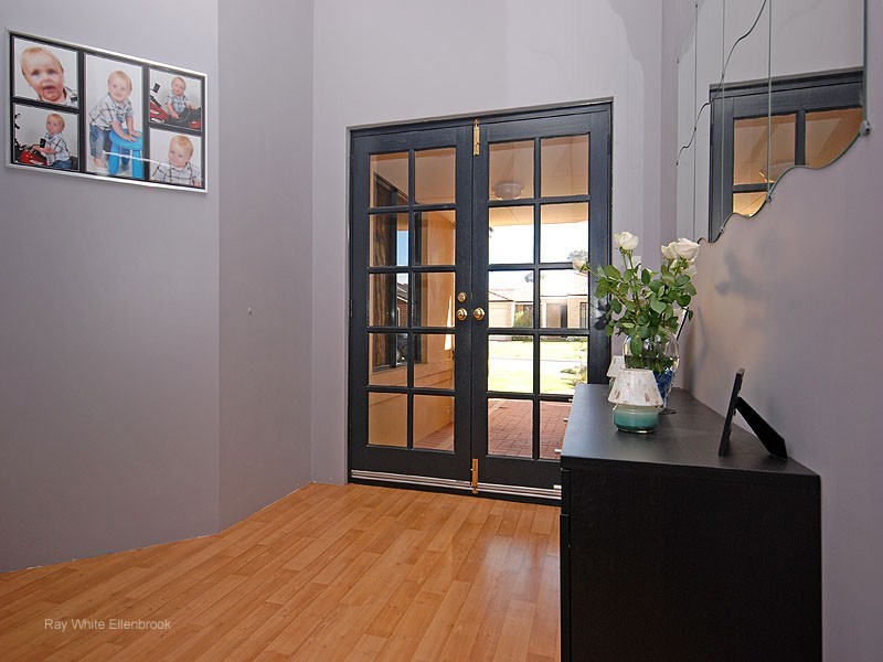 8 Mirimas Court, Ellenbrook WA 6069