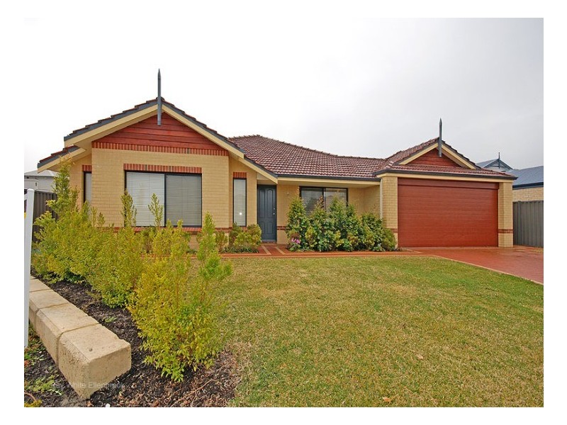 17 Devereux Crescent, Aveley WA 6069