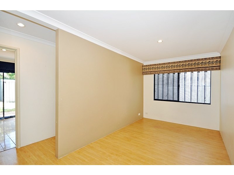 90 Pinegrove Drive, Ellenbrook WA 6069