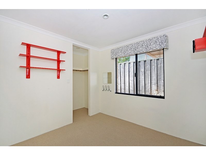 90 Pinegrove Drive, Ellenbrook WA 6069