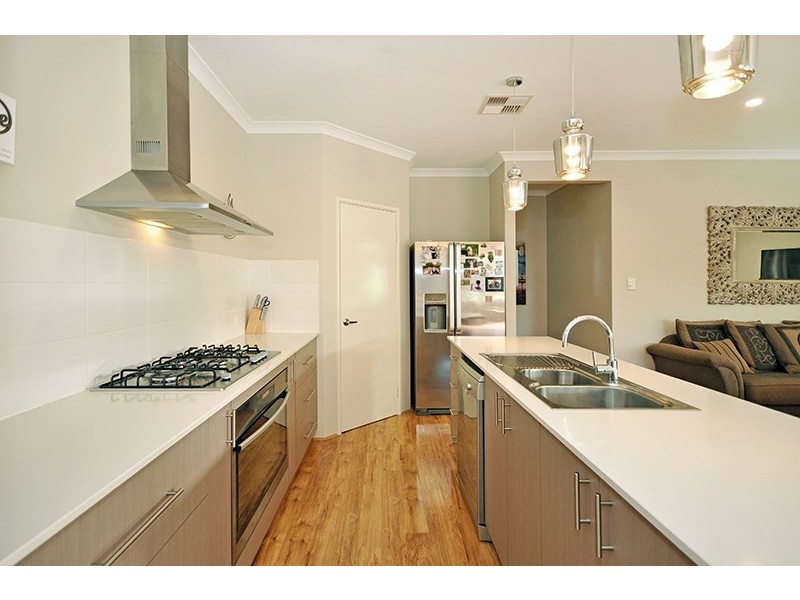 12 Limone Street, Aveley WA 6069