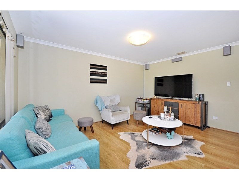 2 Caldervale Avenue, Ellenbrook WA 6069