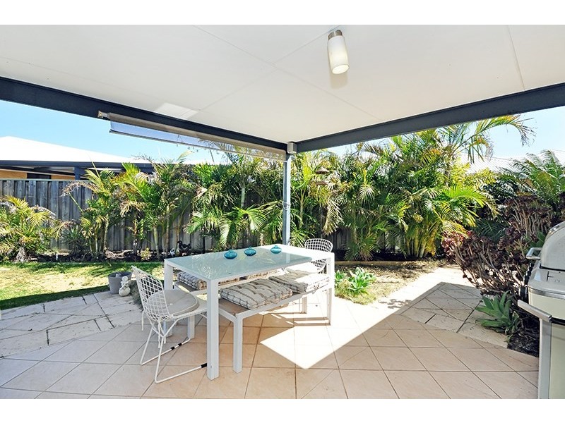 2 Caldervale Avenue, Ellenbrook WA 6069