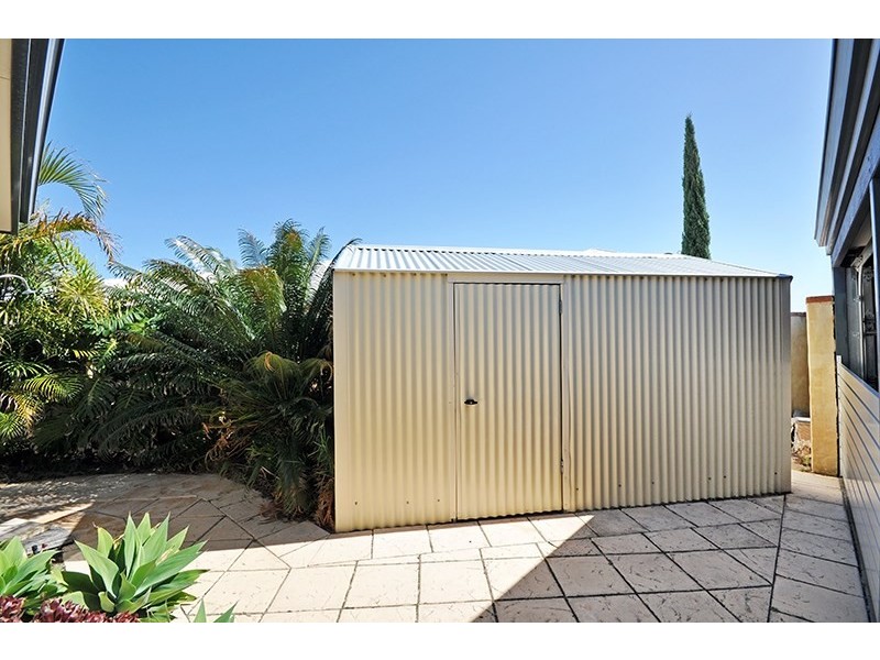 2 Caldervale Avenue, Ellenbrook WA 6069