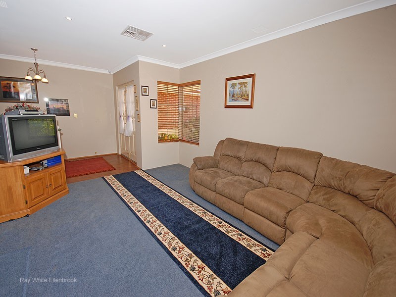 18 Brookmount Drive, Ellenbrook WA 6069