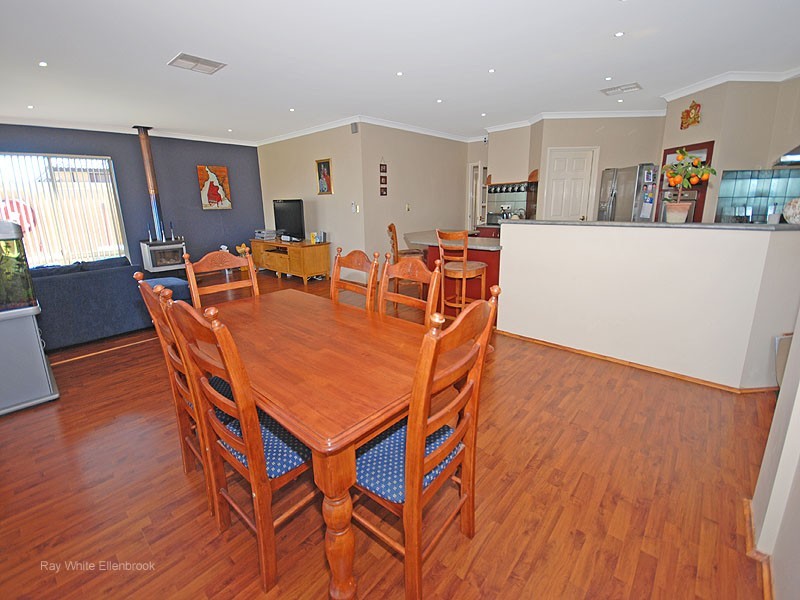 18 Brookmount Drive, Ellenbrook WA 6069