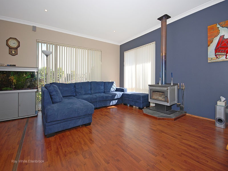 18 Brookmount Drive, Ellenbrook WA 6069