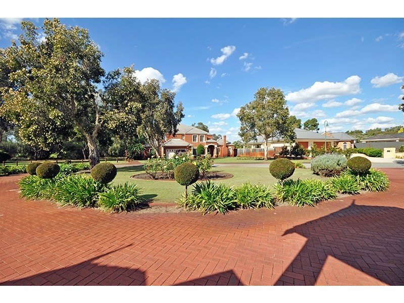 34 Taittinger Grove, The Vines WA 6069