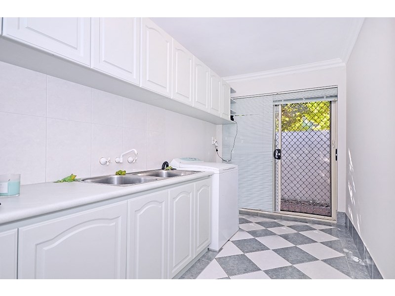 34 Taittinger Grove, The Vines WA 6069