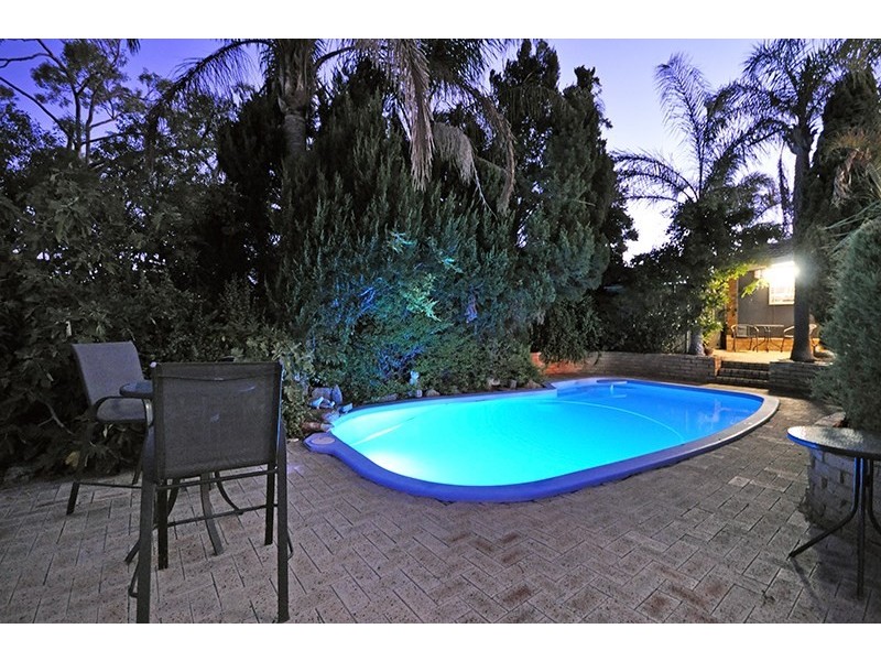 19 Feathertop Rise, Alexander Heights WA 6064