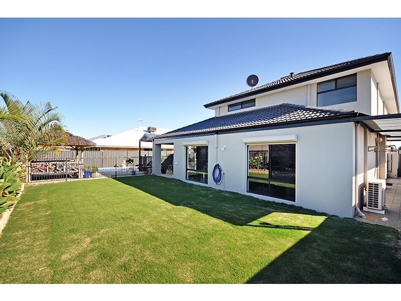 28 Kyneton Parkway, Aveley WA 6069