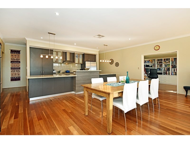 66 Westgrove Drive, Ellenbrook WA 6069