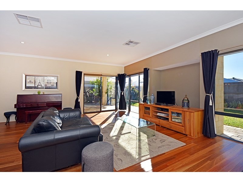 66 Westgrove Drive, Ellenbrook WA 6069