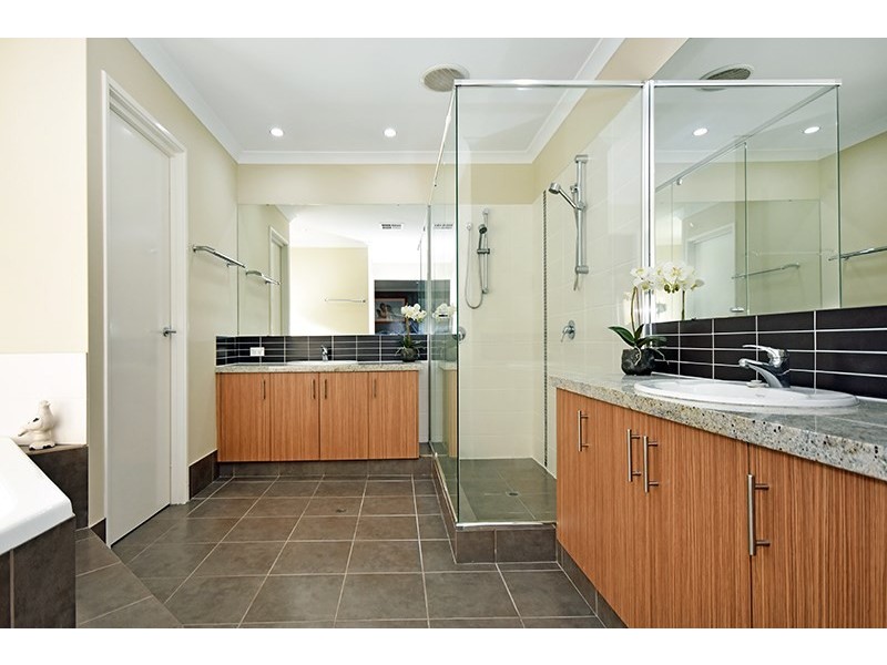 66 Westgrove Drive, Ellenbrook WA 6069