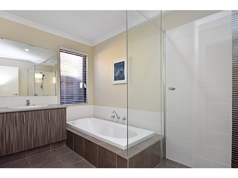 66 Westgrove Drive, Ellenbrook WA 6069