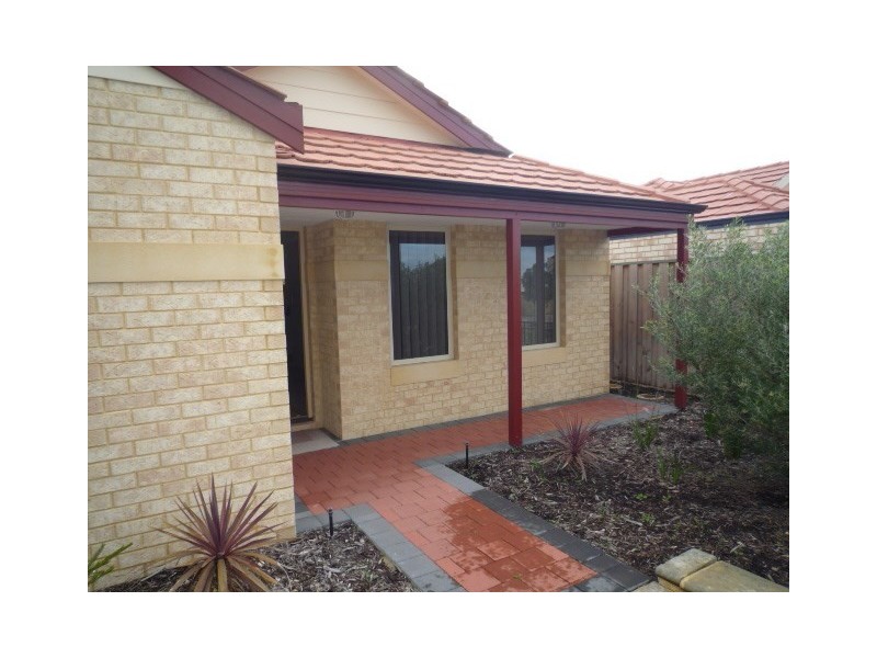 5 Bundaleer Avenue, Ellenbrook WA 6069