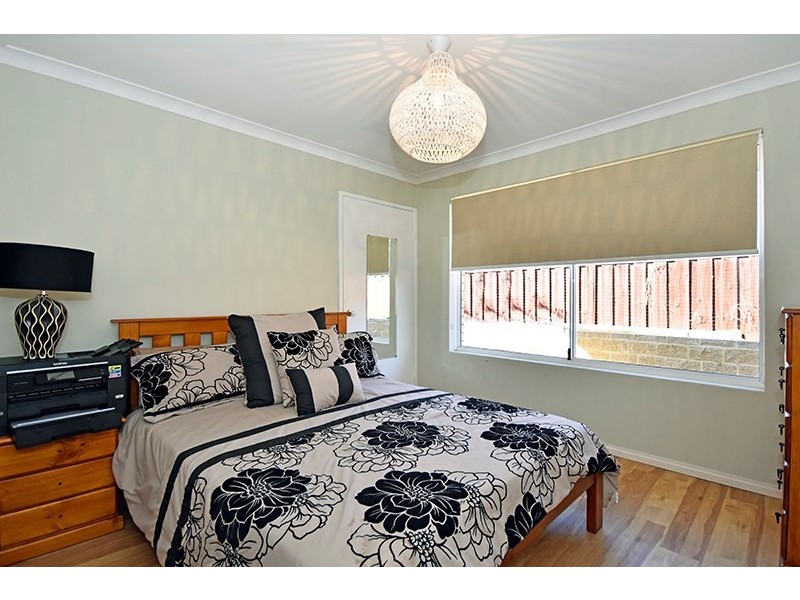 2 Brentwood Way, The Vines WA 6069