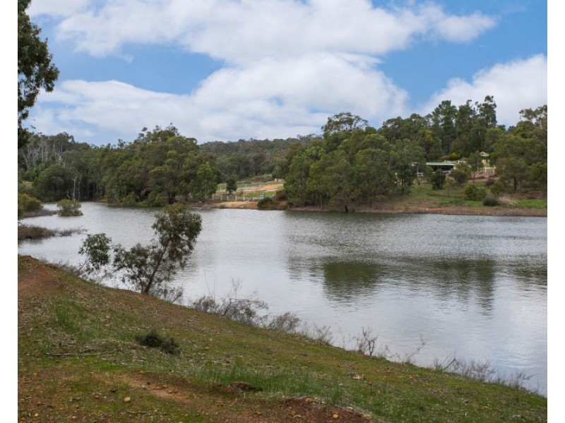 68 Tarbenian Way, Brigadoon WA 6069
