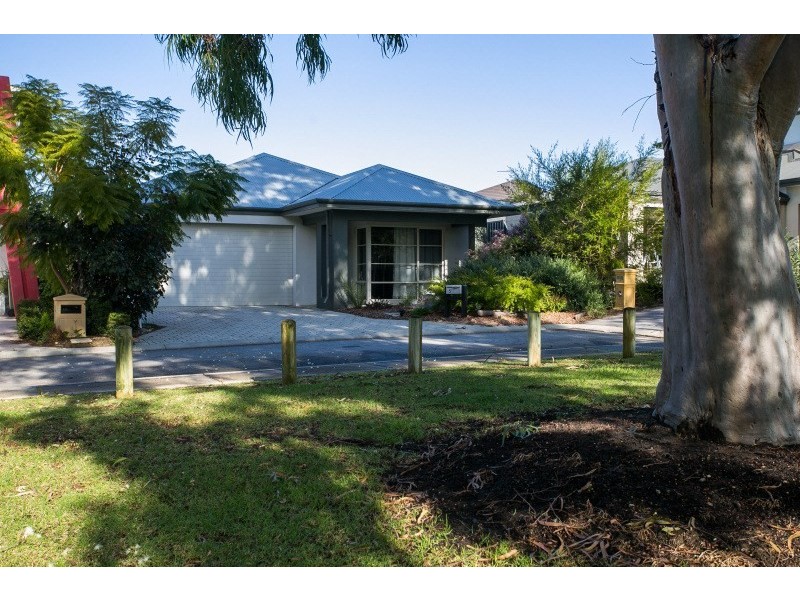 5 Stable Vista, The Vines WA 6069