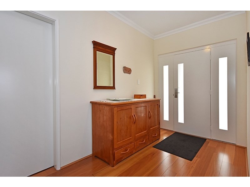 29 Monroe Cross, Aveley WA 6069