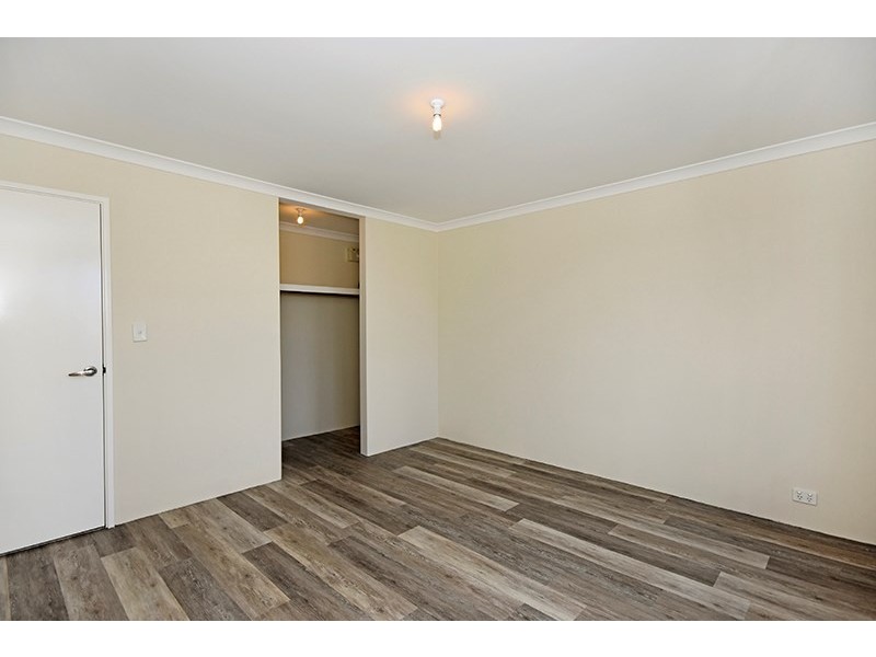 8 Birchmore Gardens, Ellenbrook WA 6069