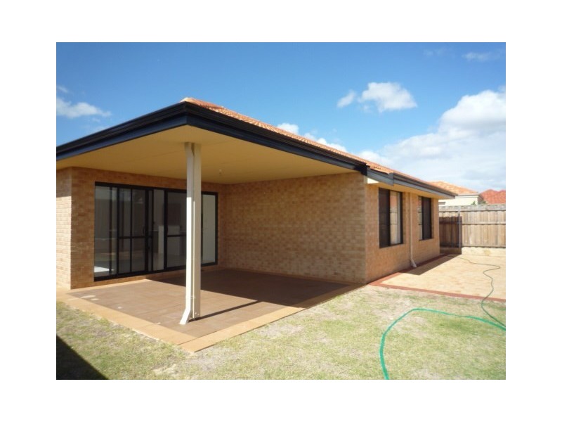 12 Harberton Parkway, Ellenbrook WA 6069