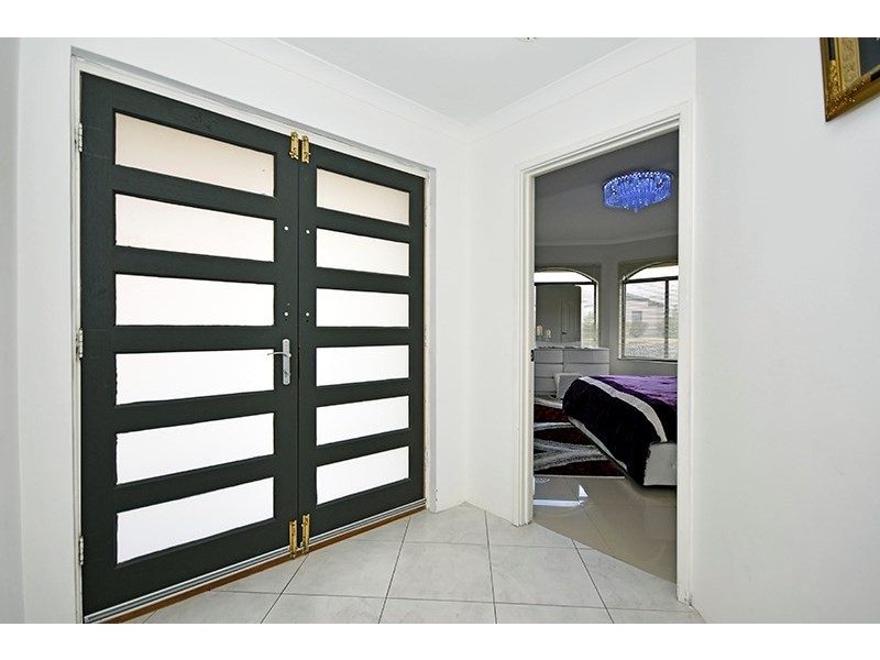 83 Fantail Crescent, Ellenbrook WA 6069