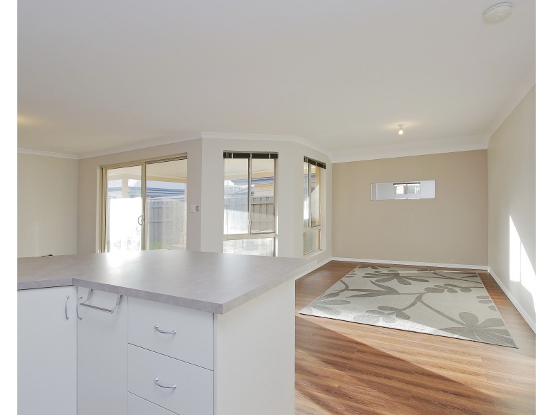 42 Brixton Crescent, Ellenbrook WA 6069