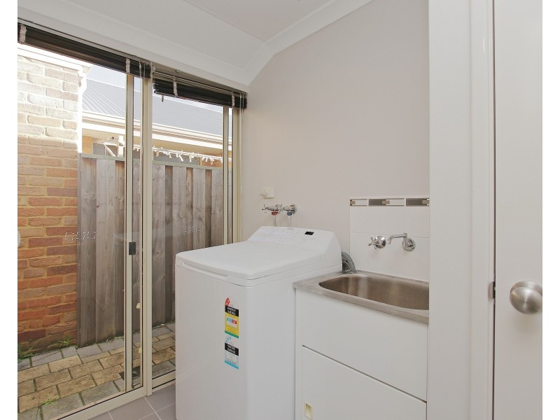 42 Brixton Crescent, Ellenbrook WA 6069