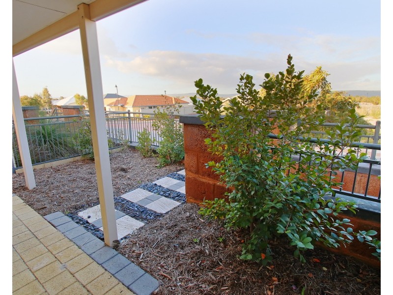 42 Brixton Crescent, Ellenbrook WA 6069