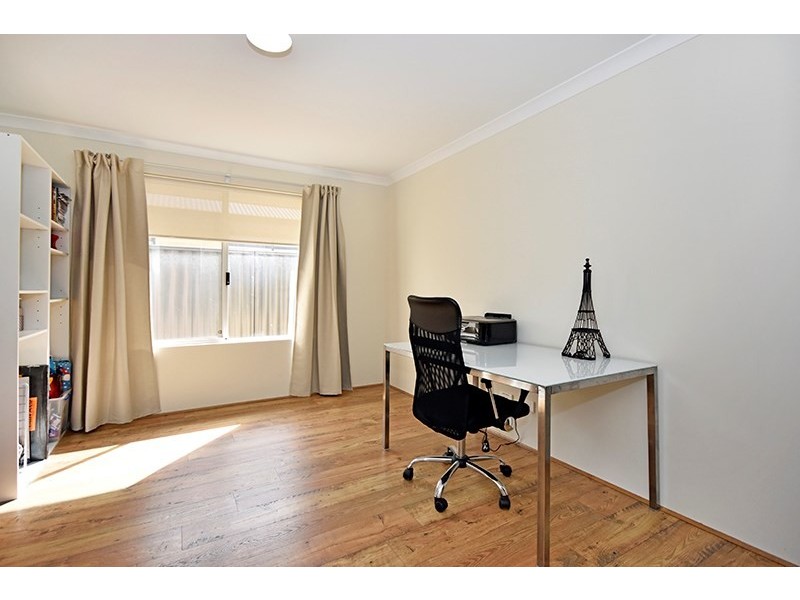 16 Farina Street, Aveley WA 6069