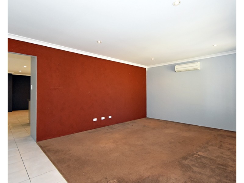 61 Elmridge Parkway, Ellenbrook WA 6069