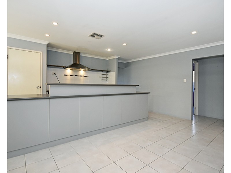61 Elmridge Parkway, Ellenbrook WA 6069