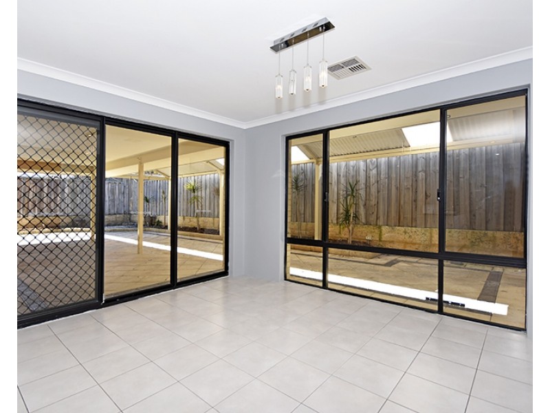 61 Elmridge Parkway, Ellenbrook WA 6069